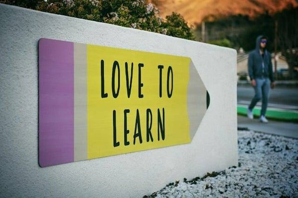 La Méthode Feynman : Révolutionnez votre façon d'apprendre et de retenir l'information