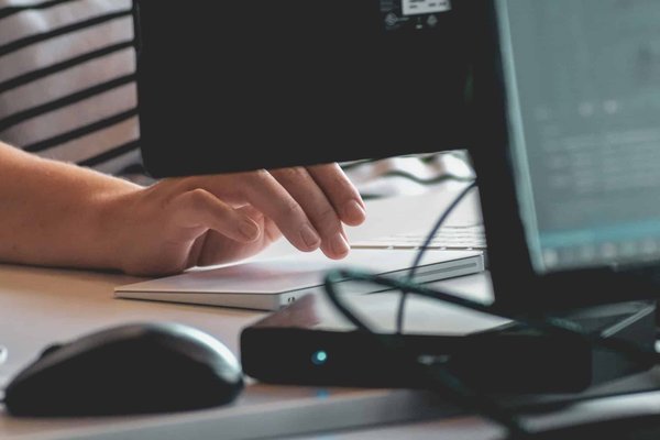 Réussir en École à Distance : Les Clés de la Motivation et de l'Organisation