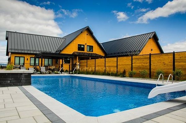 Devenez un Expert de l'Eau: Tout sur la Formation pour Piscinier